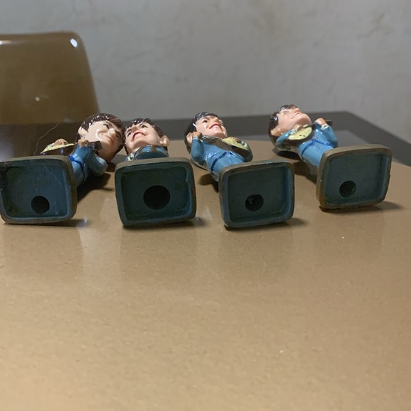 VINTAGE BEATLES bobblehead plastic figures/cake toppers 1960s made in Ho… - Picture 7 of 9